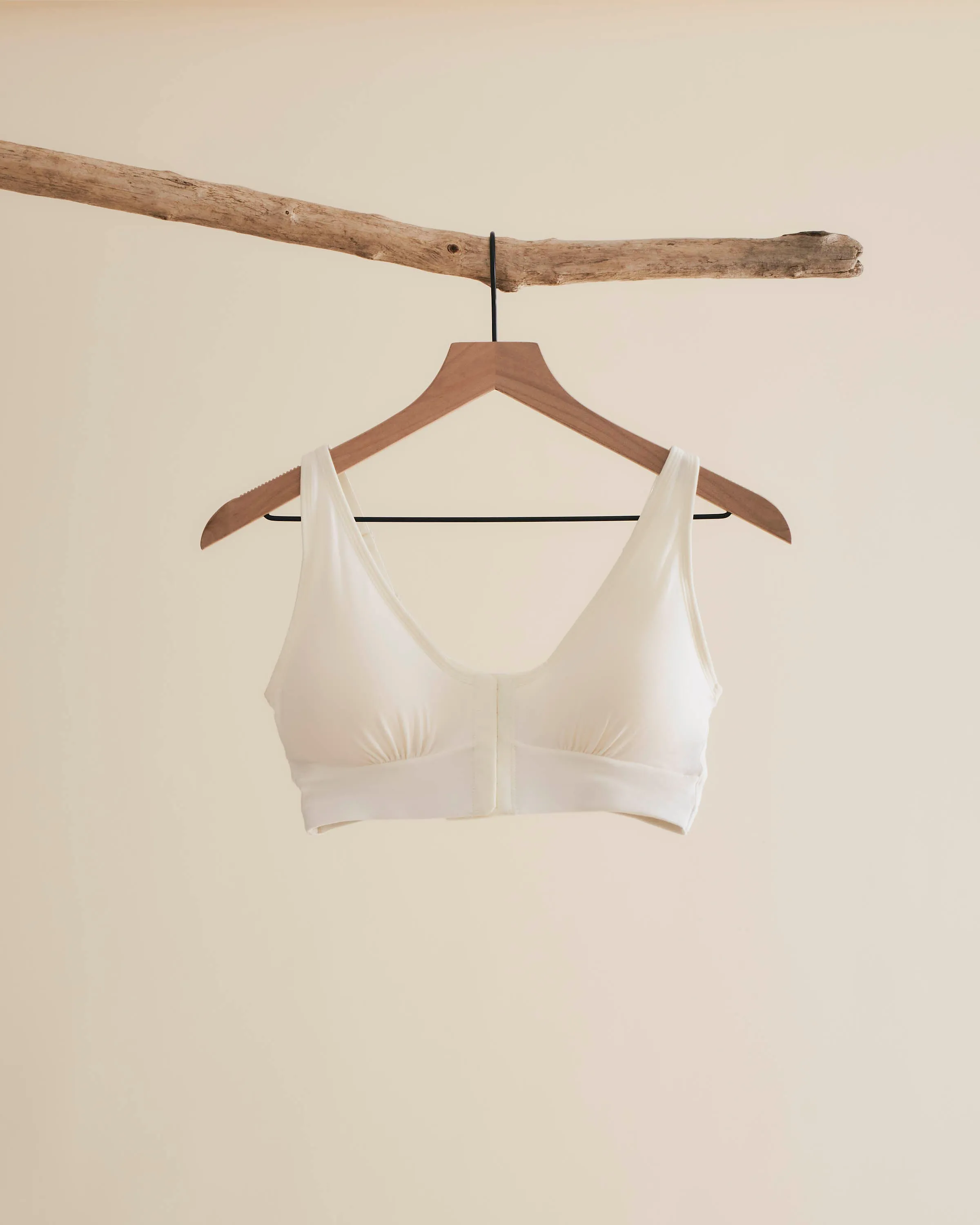 Front Closure Bra with Pockets