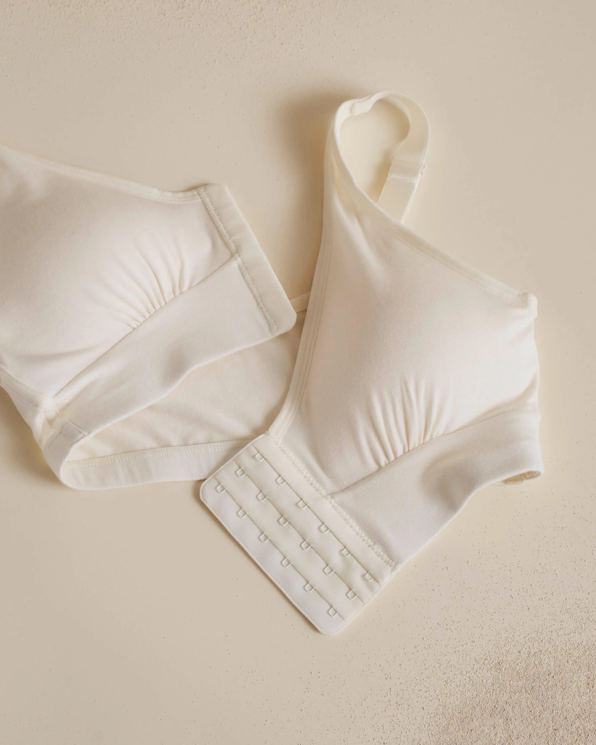 Front Closure Bra with Pockets