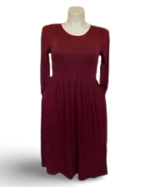 Gathered Waist Pocketed Midi Dress in Burgundy