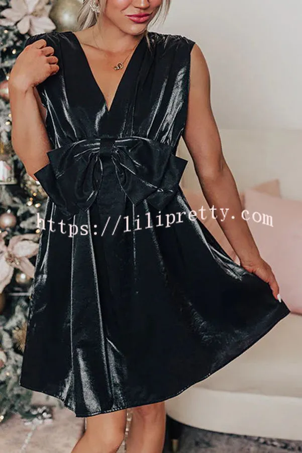 Mesmerizing Sight Satin Bow Design Pocketed Mini Dress