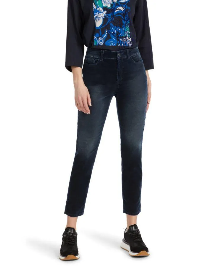 Silea Velvet Slim Pant