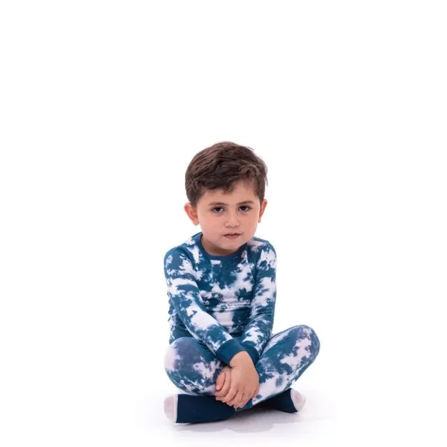 Sleep On It Infant Boys 2-Piece Super Soft Jersey Snug-Fit Pajama Set with Matching Socks - Tie-Dye Clouds - Navy, 18M