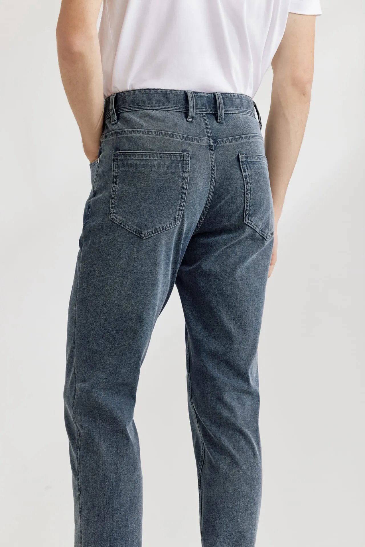 Soft Touch High Stretch Jeans in Slim Tapered Fit