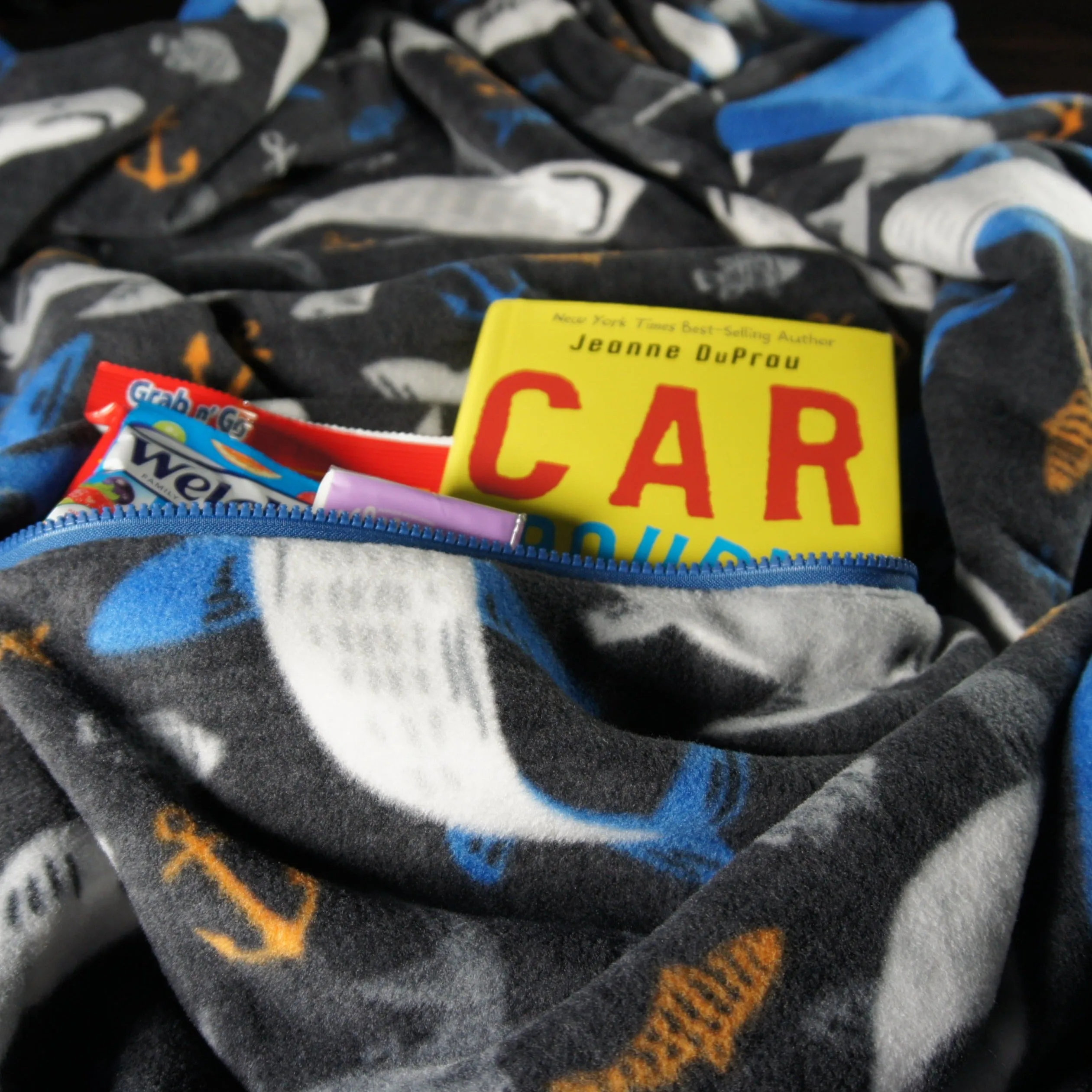 Throws - Road Trip - Medium - Accent - Sharks Galore