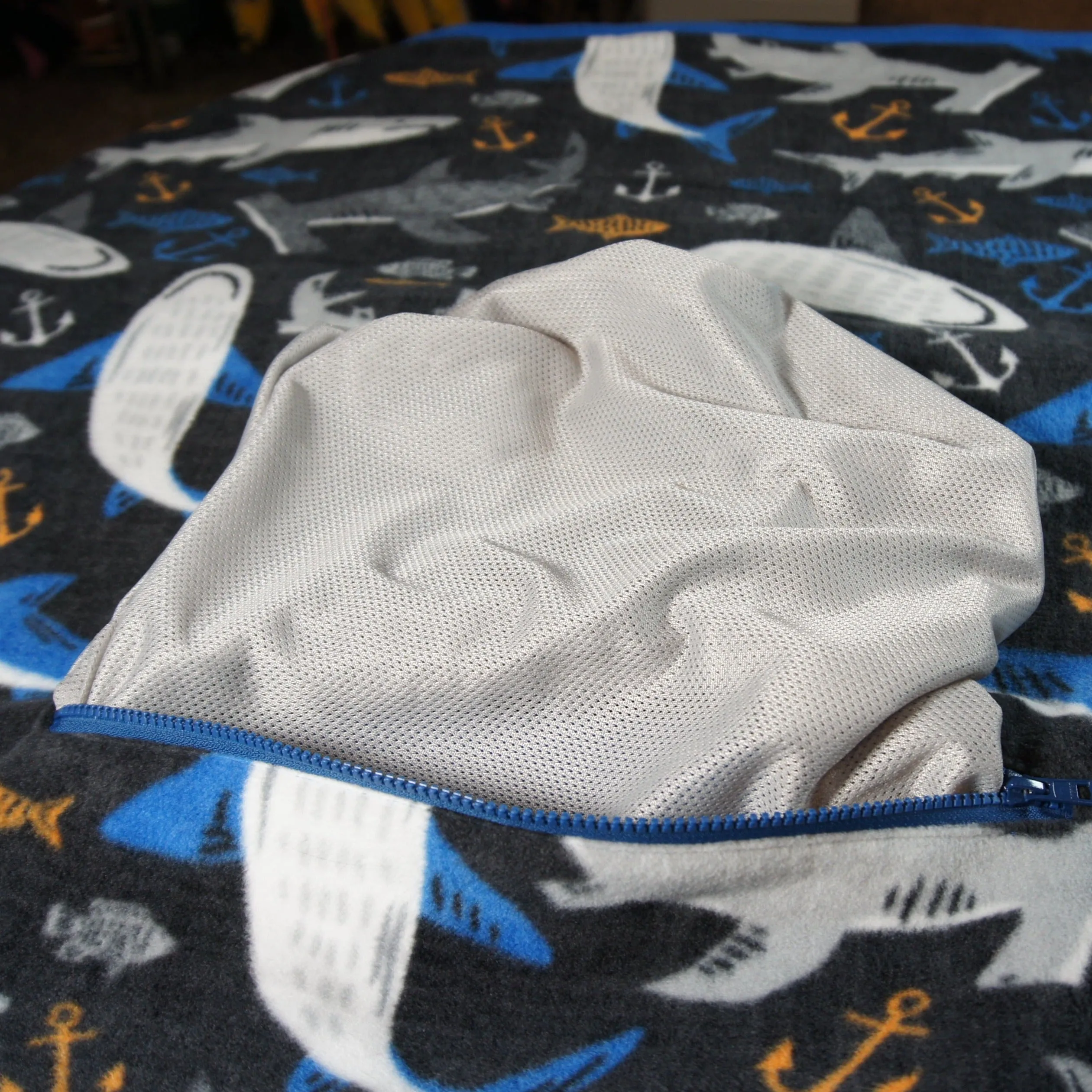 Throws - Road Trip - Medium - Accent - Sharks Galore