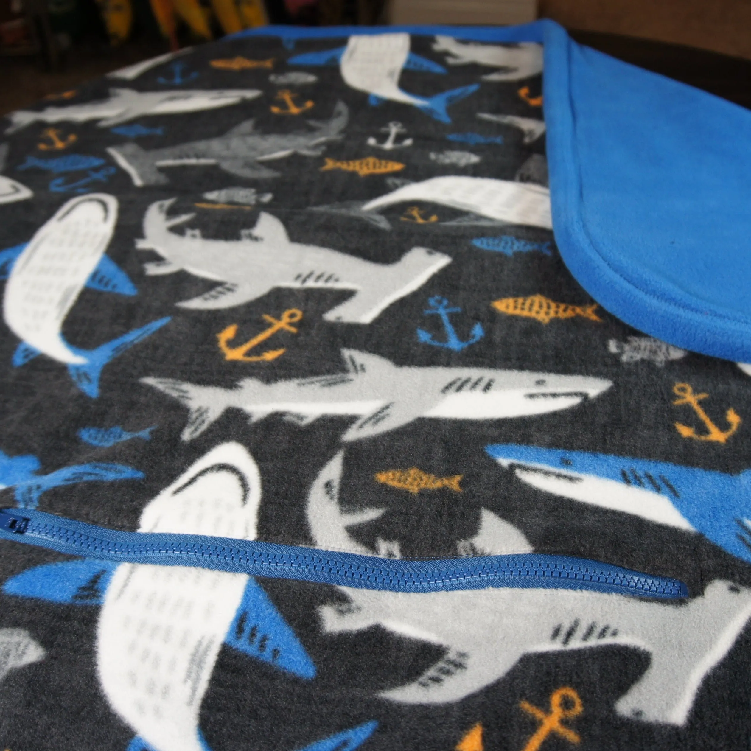 Throws - Road Trip - Medium - Accent - Sharks Galore