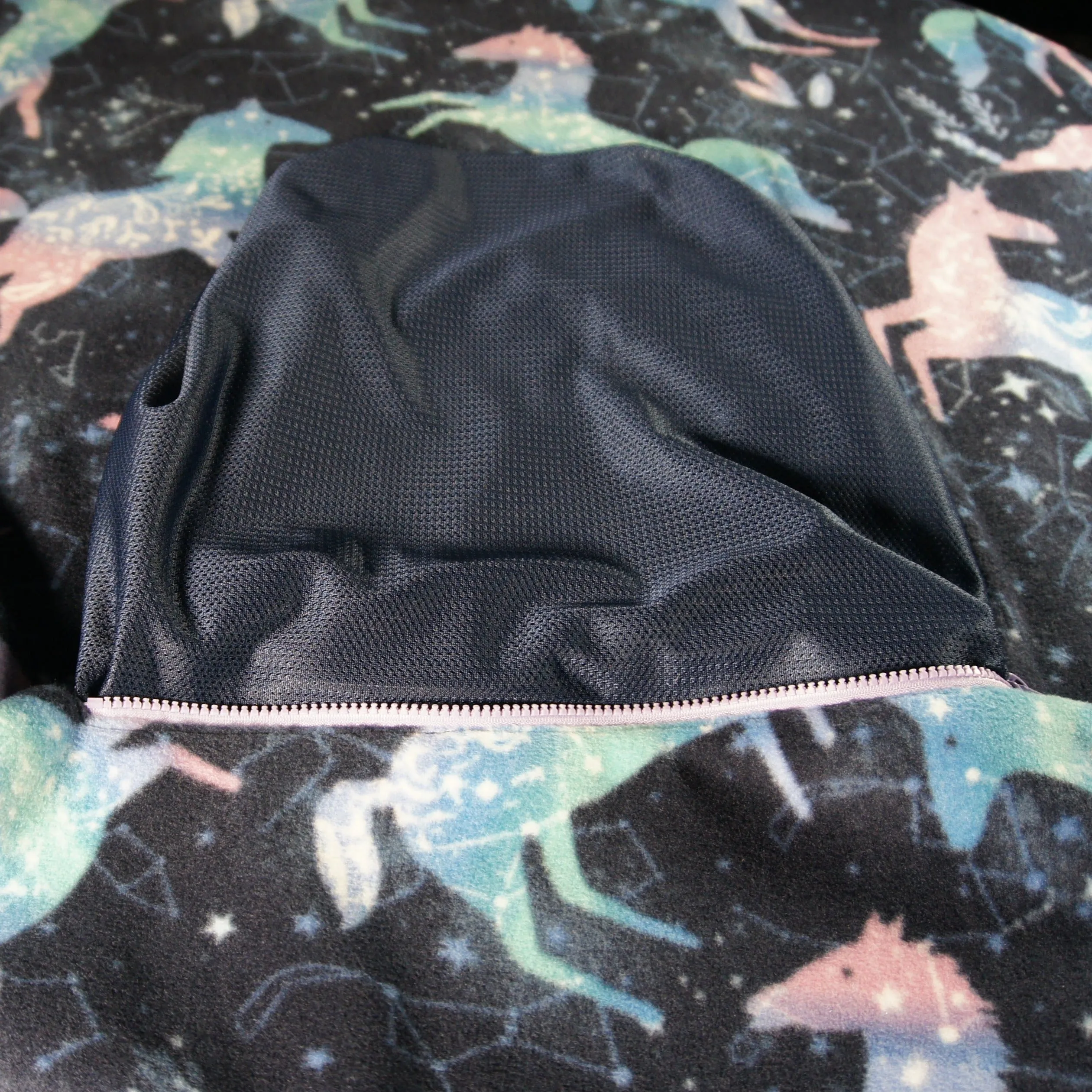 Throws - Road Trip - Medium - Accent - Unicorns