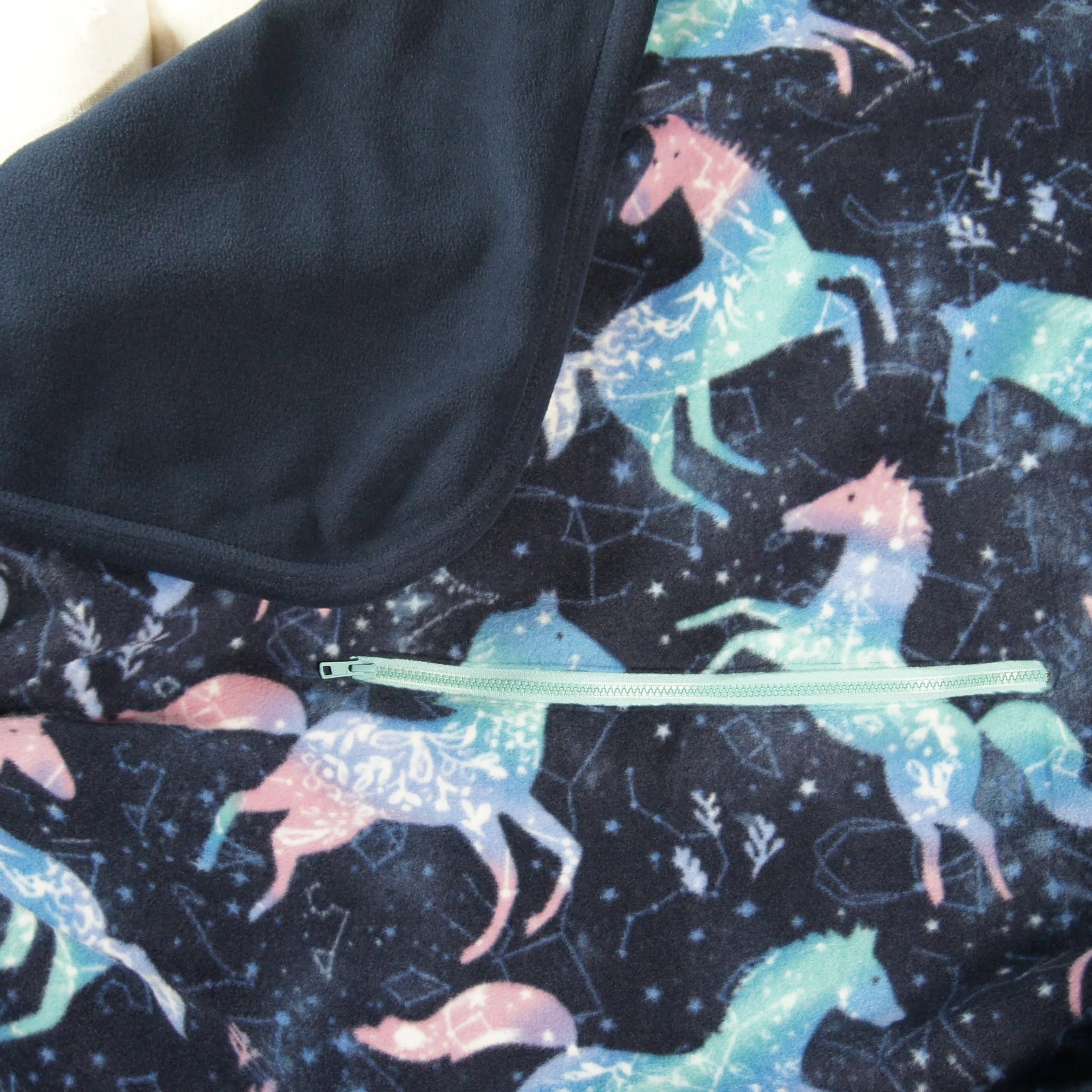 Throws - Road Trip - Medium - Accent - Unicorns