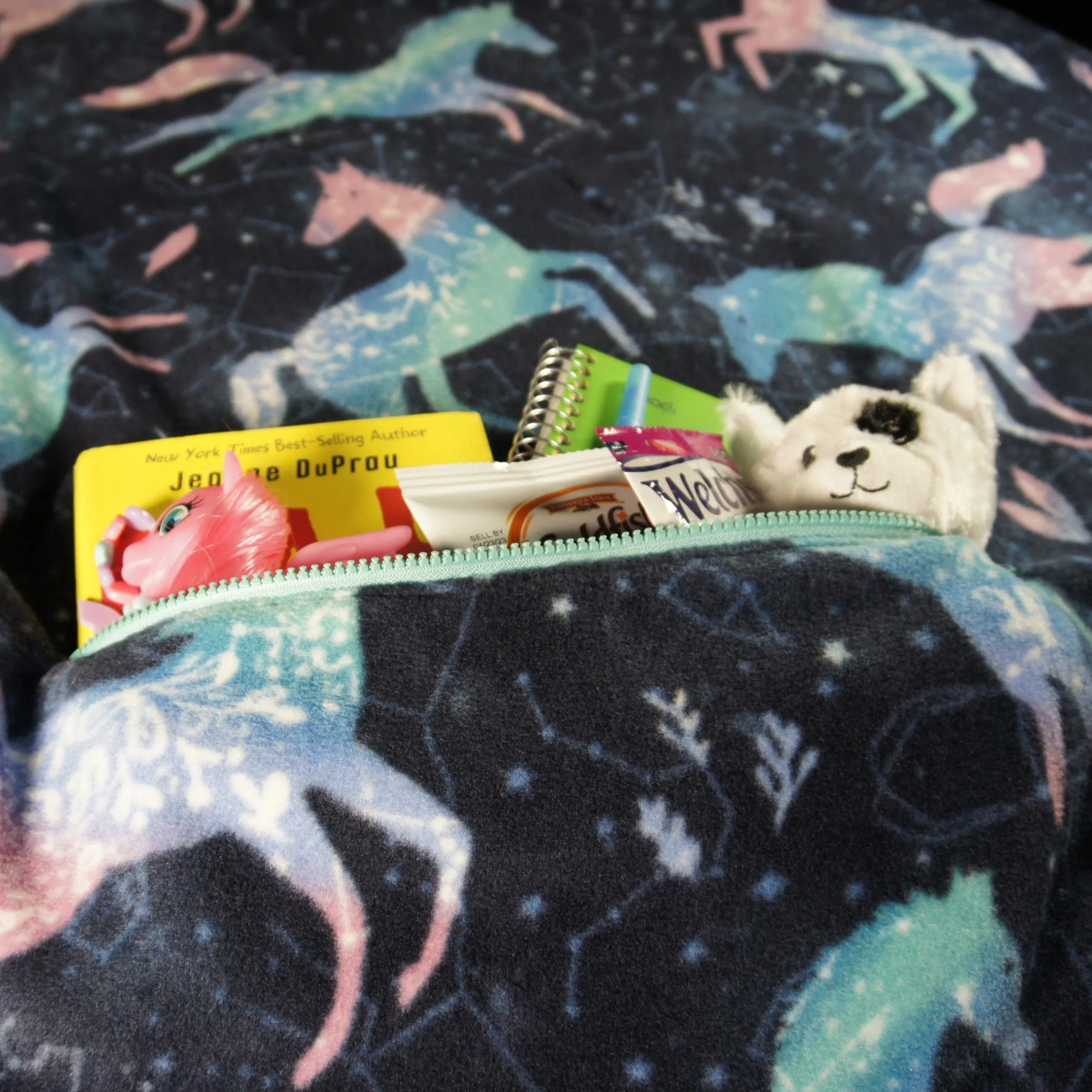Throws - Road Trip - Medium - Accent - Unicorns