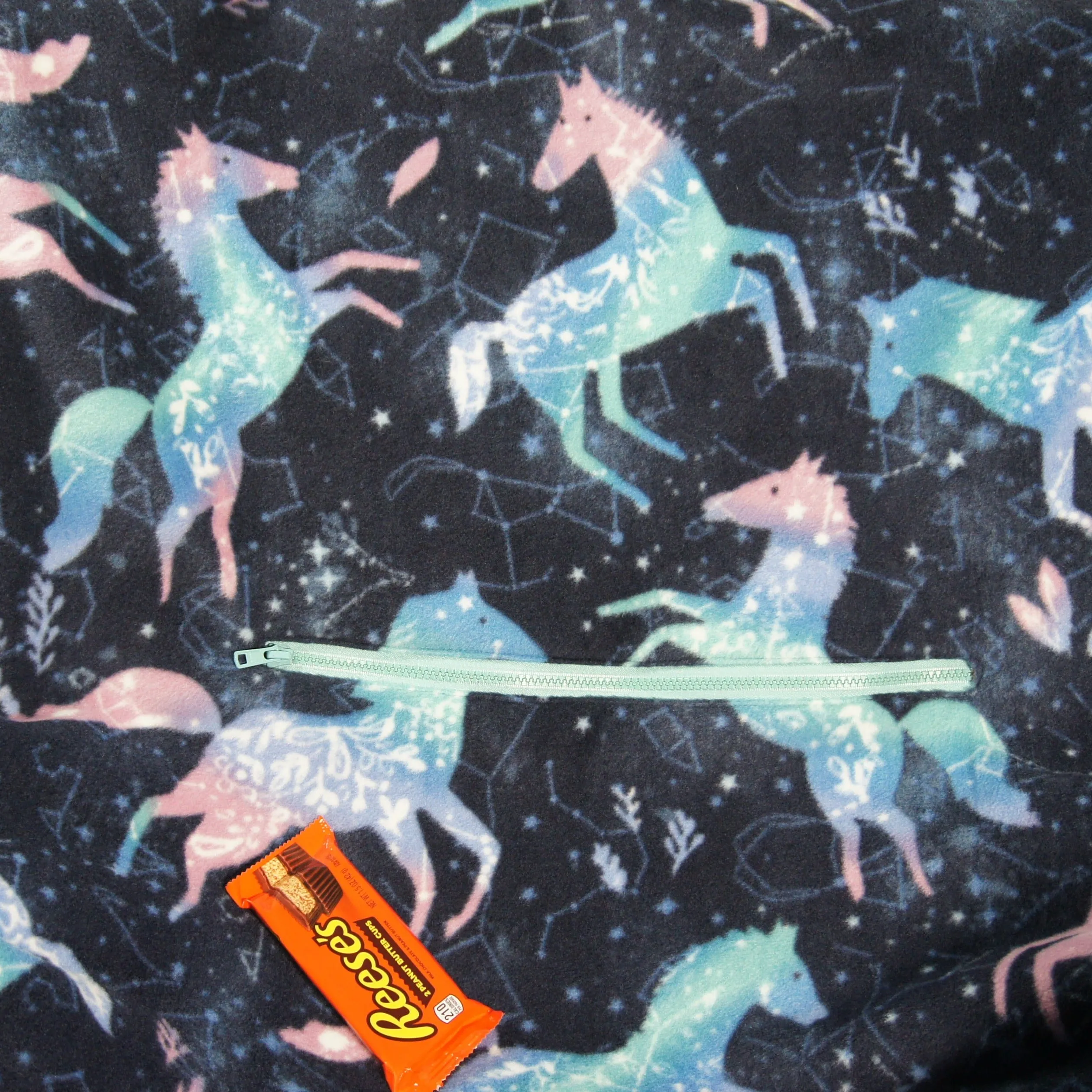 Throws - Road Trip - Medium - Accent - Unicorns